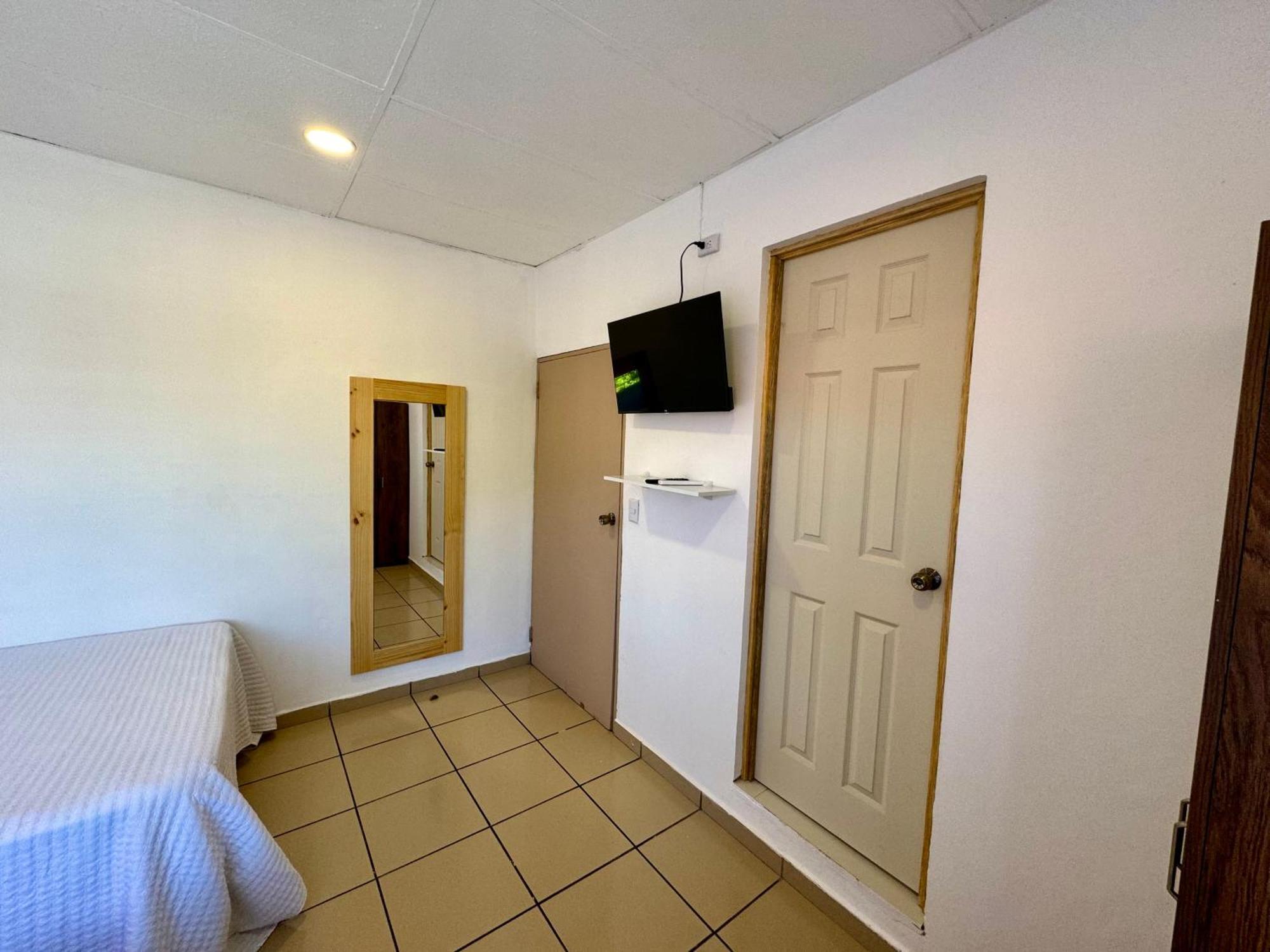 Casa Serena B&B Santa Tecla Buitenkant foto